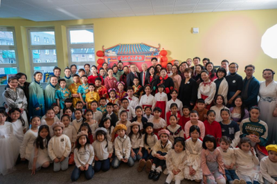 情暖新春，心系華教——駐漢堡總領事叢武春節走訪領區中文學校